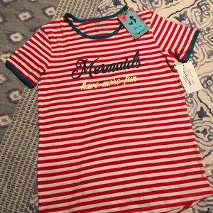 NWT surf Roxy mermaid red T-shirt XL 14/16 Huntington Beach Jack’s surf 🇺🇸